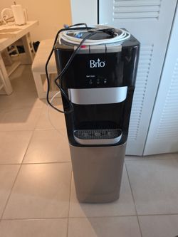 Dispensador filtro agua