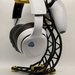 Headset And Controller Stand 