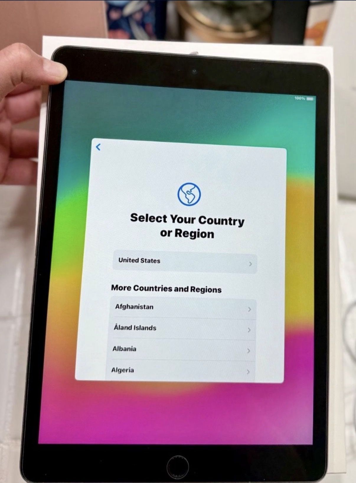 Brand New Apple iPad 256GB All Accessories Included