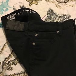 Men’s DENIZEN From Levi’s 231 authentic fit size 30 waist 30 length tags Still Attached