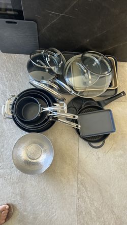 Pots and pans cuisinart