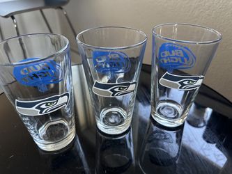 3 Glasses Seattle Seahawks