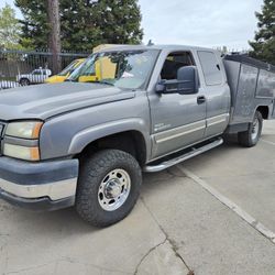 2006 Chevy Silverado Duramax LBZ 4x4 Part Out