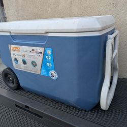 Coleman Mid Size Cooler 