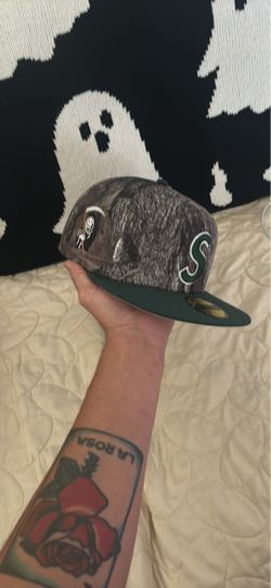 Supreme new era fitted hat  7 1/2