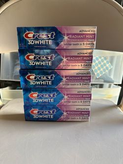 Crest 3D White Advanced Radiant Mint Toothpaste – 5 Pack