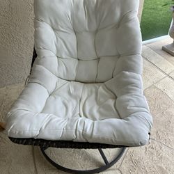 Swivel Patio chairs With Cushions 