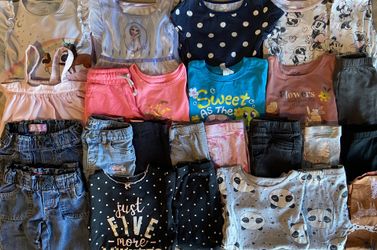 25pc Girls 3T Clothes Lot. Shirts Tops Pants Leggings Jeans Dresses PJs Shorts Nightgown Sets