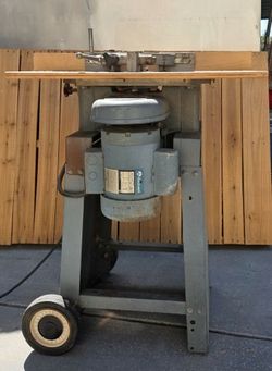 Rockwell Shaper on Mobile Stand