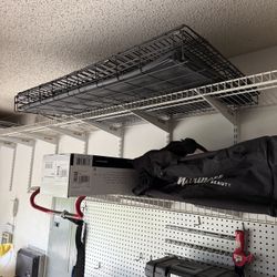 Large dog kennel great condition $40