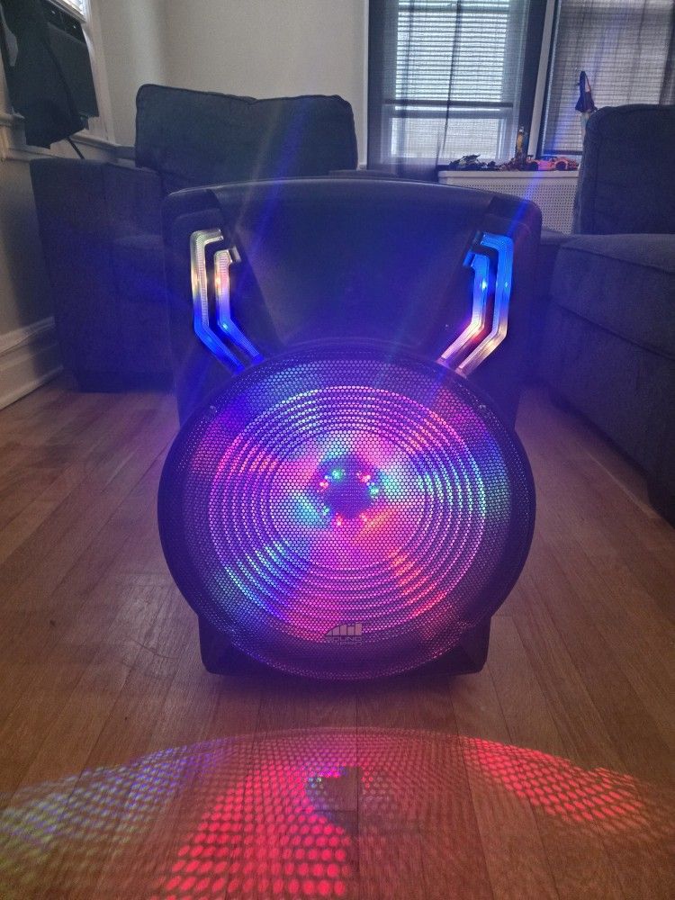 EXCELLENT Bluetooth Speaker !!!