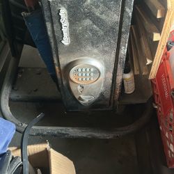 Sentry Safe Comes With Key 