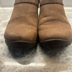 Women’s Merrell Clogs