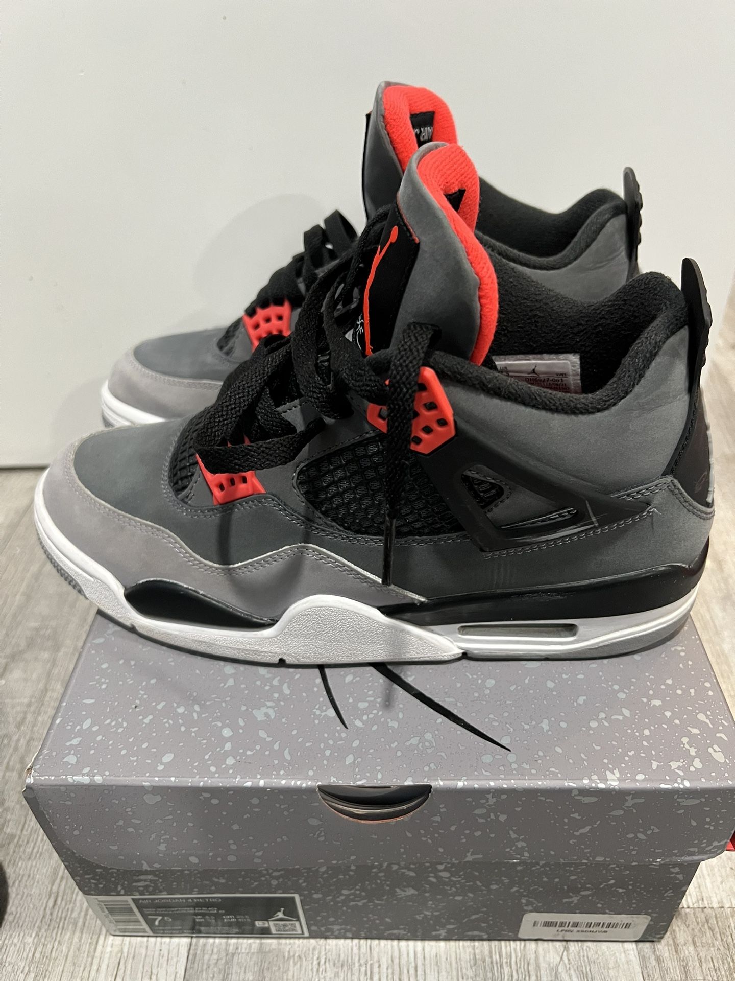 Jordan 4 Infrared