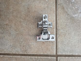 Cabinet Door Hinges
