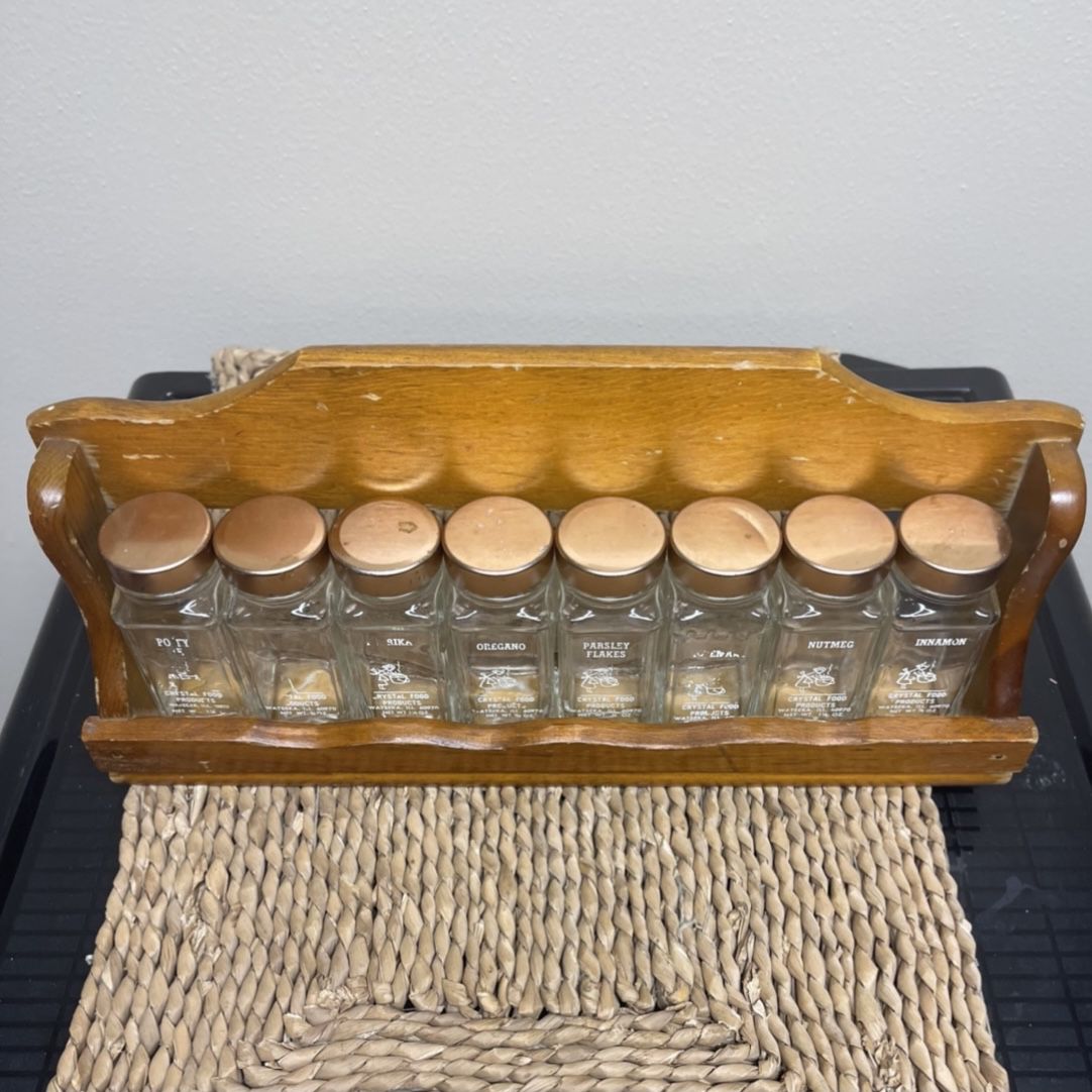 Large Wooden Spice Rack  30 Glass Spice Jars included – HausLogic