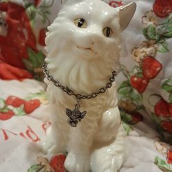 Vintage Collectible Westland Porcelain Cat