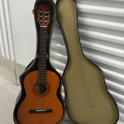 Guitar Classical Acoustic 