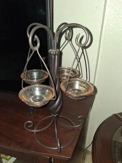 Set of 2 party lite set