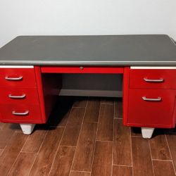 ALL STEEL Vintage Tanker Desk