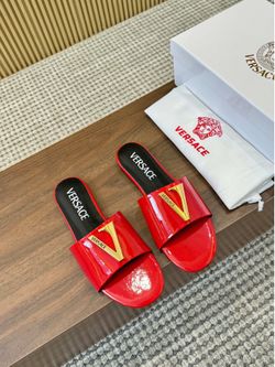 Versace Women’s Slides With Box 2026 New