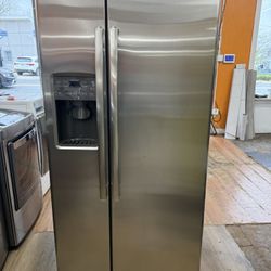 Ge Refrigerator 33 Inch Ice And Water Good 