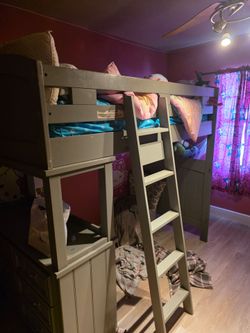 bunk bed