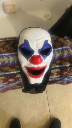 Clown mask scary