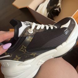 Louis Vuitton  