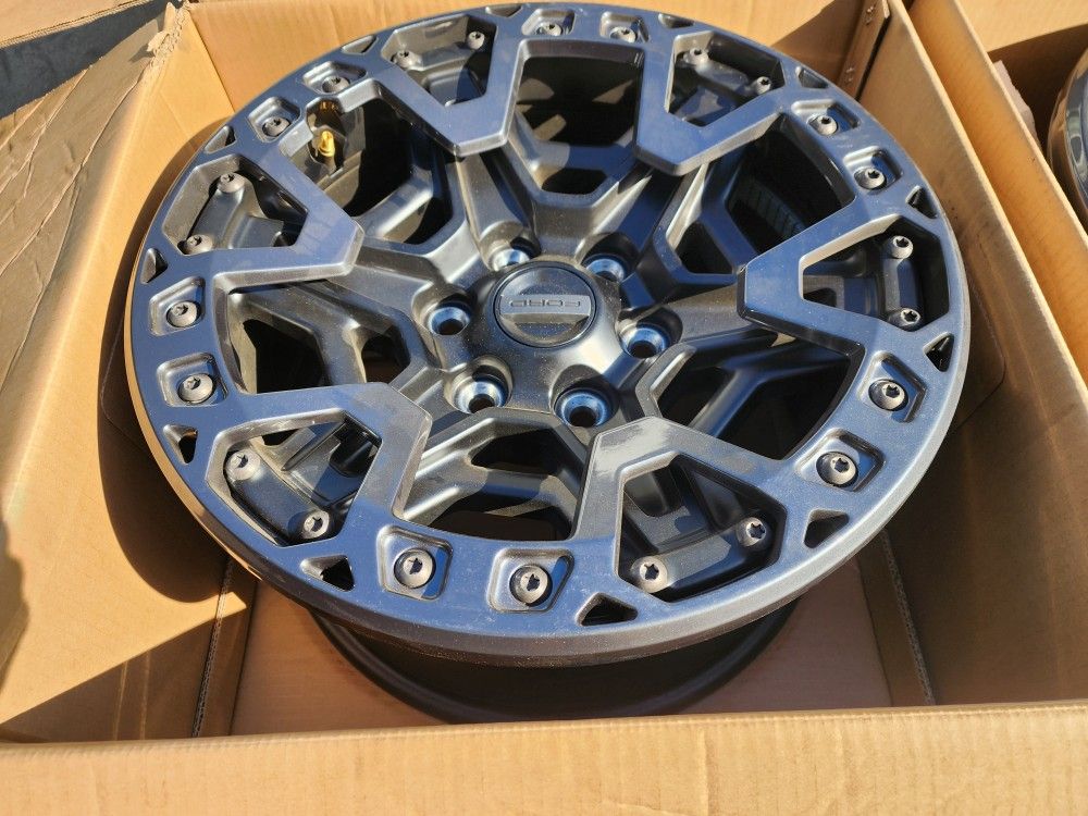 2025 FORD F150 RAPTOR 17" WHEELS RIMS OEM