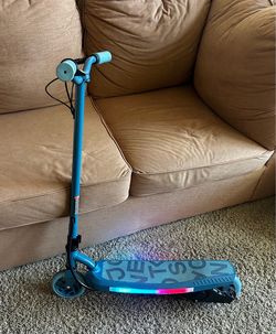 Jetson Joust Electric Scooter