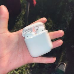 Airpods  1st Generation 