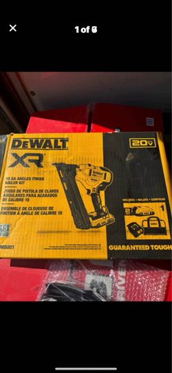 20V MAX XR 16-Gauge Electric Cordless Angled Finishing Nailer Kit