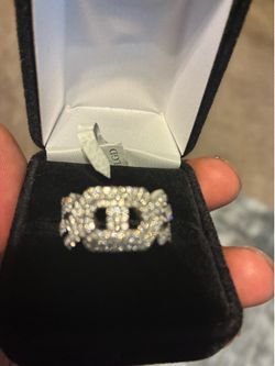 Diamond ring