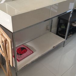 Entrance Furniture