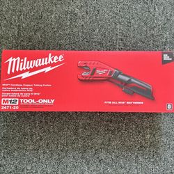 M12™ Cordless Copper Tubing Cutter