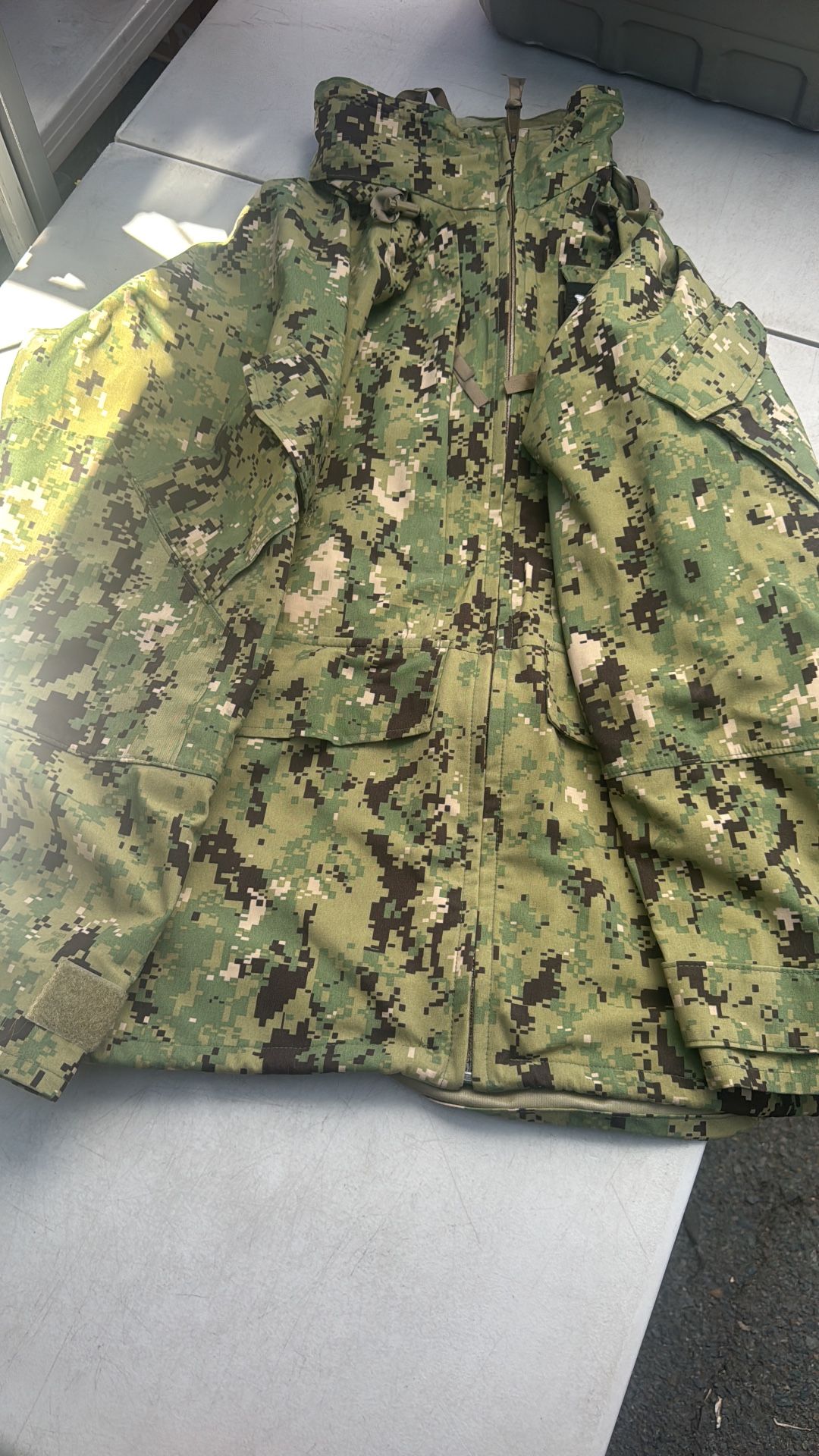 Military Jacket, Waterproof, Medium Large 50$