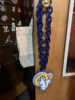 LA Rams Fan Chain Necklace & mini helmet
