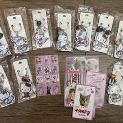 Valentine’s Day Hello Kitty Keychain 10 Pk Set