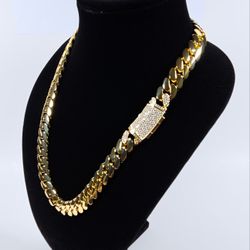 Cuban Link Gold Chain w Matching Bracelet Gold Plated Iced Out Buckle Lock High Quality Pieces 15mm