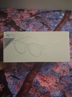 Meta glasses