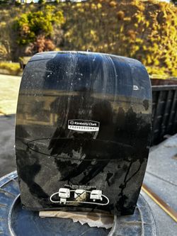 Kimberly-Clark Hands-Free Towel Dispenser 