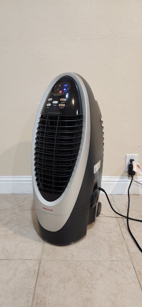 Honeywell 300 CFM Indoor Portable Evaporative Air Cooler, Fan & Humidifier with Detachable Tank