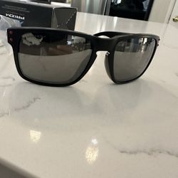 Oakley Holbrook Prizm NFL Buffalo Bills