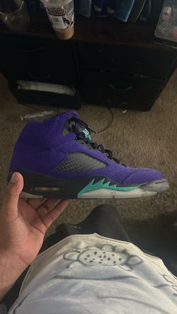Air Jordan 5 Retro Purple Grape Sneaker