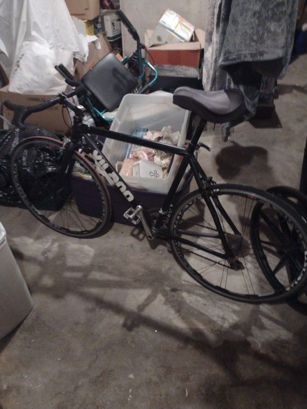 Vilano21speed Road Bike