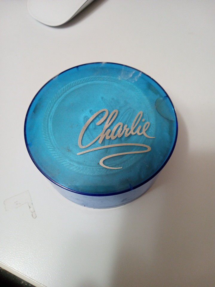 Vintage Charlie Perfume Face Dusting Power 2 Oz