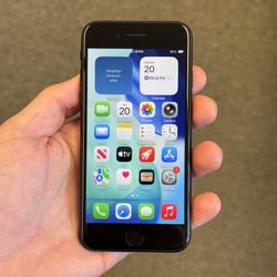 iPhone SE 3rd Generation 64GB Unlocked 100% BH $175