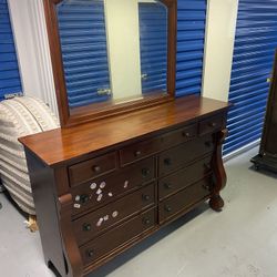 Dresser 100%wood