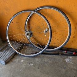 700c Wheels.  Araya-suzue